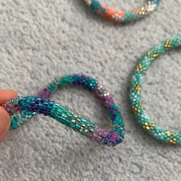 Beaded bracelet set - Picture 4 of 4